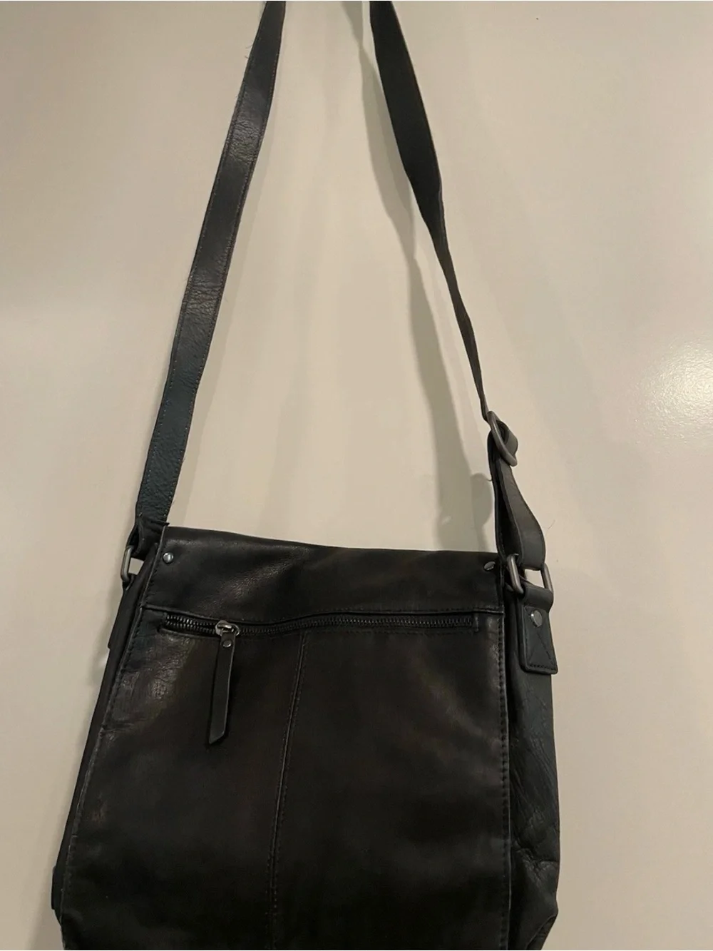 Kenneth Cole New York Black Leather Crossbody Messenger Bag for Men